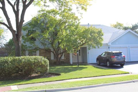 1534 Buxton Ct #A2, Wheeling, IL 60090 photo 1