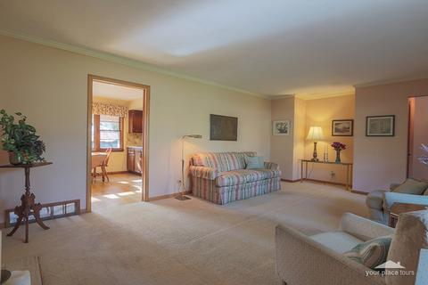 1139 Aurora Way, Wheaton, IL 60187 photo 3