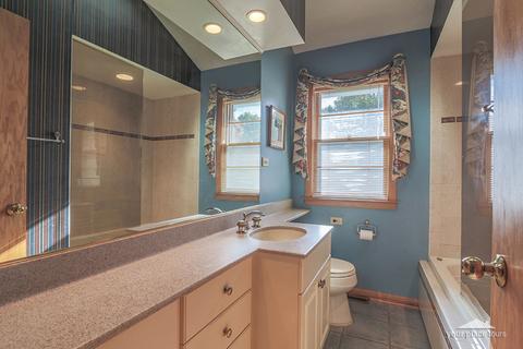 1139 Aurora Way, Wheaton, IL 60187 photo 18