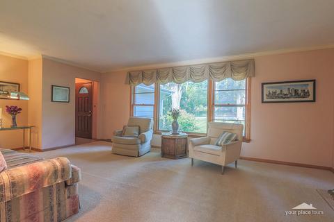 1139 Aurora Way, Wheaton, IL 60187 photo 4