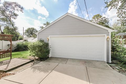 978 S 2nd Ave, Des Plaines, IL 60016 photo 22