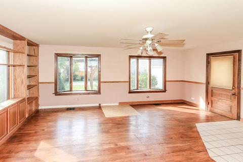 978 S 2nd Ave, Des Plaines, IL 60016 photo 9