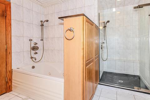 978 S 2nd Ave, Des Plaines, IL 60016 photo 15