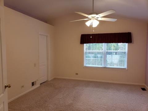 1500 Diamond Dr, Hoffman Estates, IL 60192 photo 16