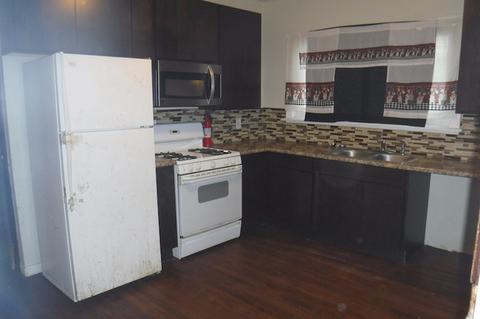 52 E 137th Pl, Riverdale, IL 60827 photo 9