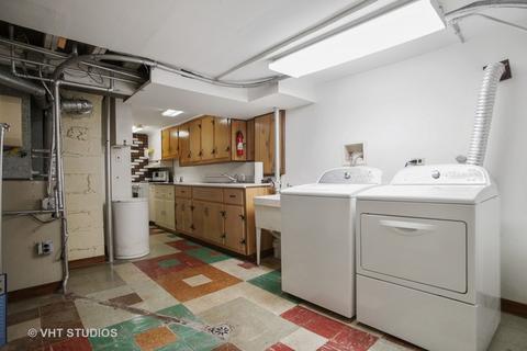 64 E Strong St, Wheeling, IL 60090 photo 13