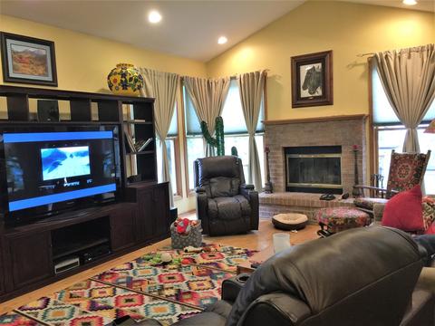 2016 Clearwater Way, Elgin, IL 60123 photo 4