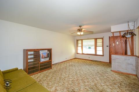3922 153rd St, Midlothian, IL 60445 photo 2
