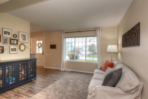 1101 Sawmill Ln, Algonquin, IL 60102 photo 5