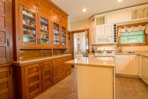 800 N Spring St, Elgin, IL 60120 photo 8