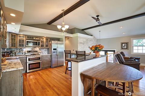 8 N510 Stevens Rd, Elgin, IL 60124 photo 4
