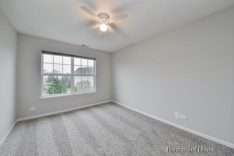 292 Comstock Dr, Elgin, IL 60124 photo 13