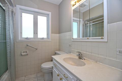 324 Pershing Ave, Wheaton, IL 60189 photo 10