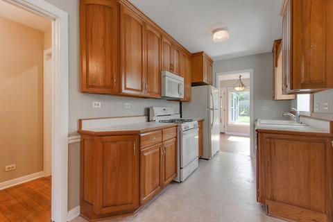 324 Pershing Ave, Wheaton, IL 60189 photo 6