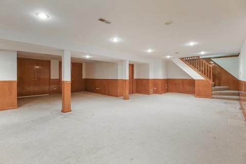 324 Pershing Ave, Wheaton, IL 60189 photo 13