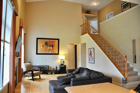 5802 River Birch Dr, Hoffman Estates, IL 60192 photo 3