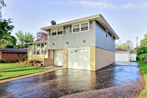 388 Lynn Ct, Des Plaines, IL 60016 photo 2