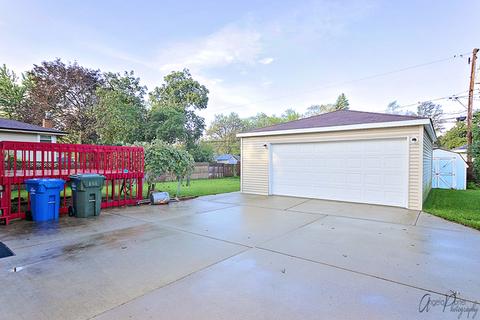 388 Lynn Ct, Des Plaines, IL 60016 photo 28