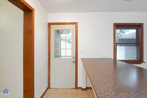 7740 Beloit Ave, Bridgeview, IL 60455 photo 18
