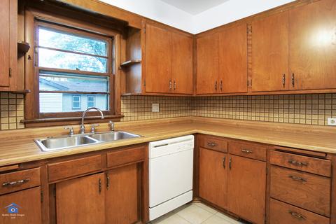 7740 Beloit Ave, Bridgeview, IL 60455 photo 8