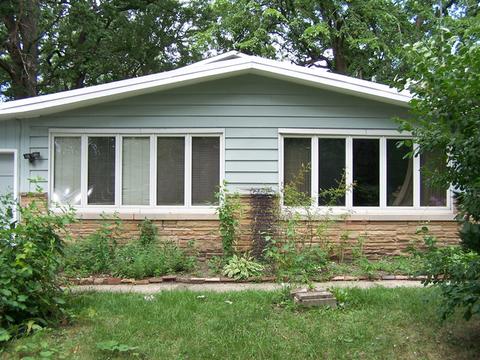 9516 Forest Pl, Des Plaines, IL 60016 photo 1