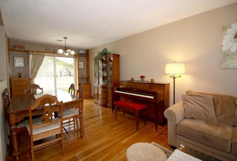 500 Newark Ln, Hoffman Estates, IL 60169 photo 7
