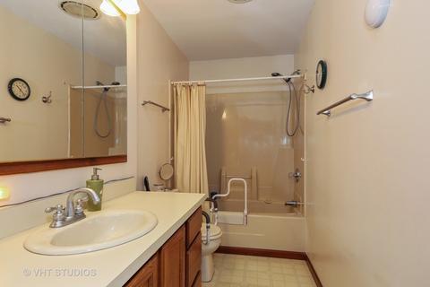 404 N Lincoln St, Braidwood, IL 60408 photo 9