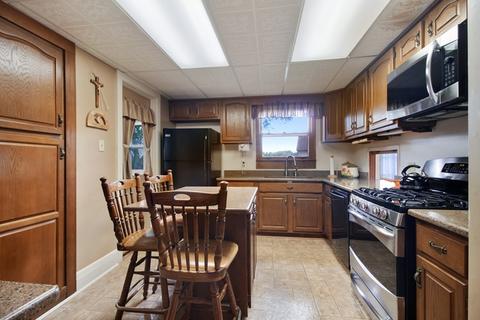 1170 S Evergreen Ave, Kankakee, IL 60901 photo 6