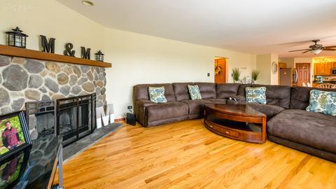 1183 Ash St, Beecher, IL 60401 photo 8