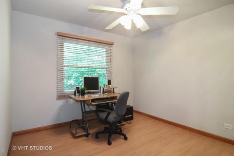 4997 Somerton Dr, Hoffman Estates, IL 60010 photo 12