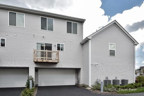 1802 Ruby Dr, Pingree Grove, IL 60140 photo 2