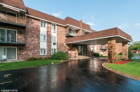 850 S Lorraine Rd #2D, Wheaton, IL 60187 photo 1