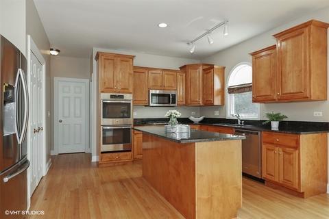3724 Grassmere Rd, Naperville, IL 60564 photo 7
