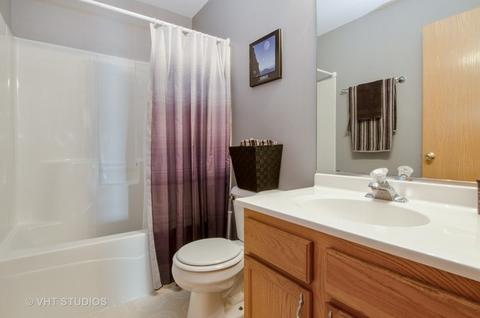 403 Joshua Tree, Harvard, IL 60033 photo 9