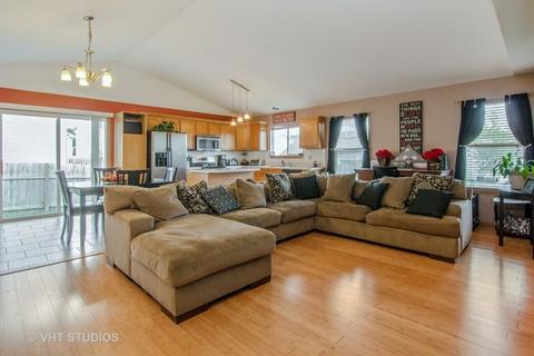 403 Joshua Tree, Harvard, IL 60033 photo 2