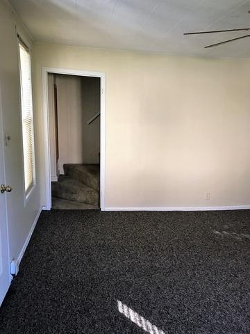 306 W Morris St, Morrison, IL 61270 photo 4