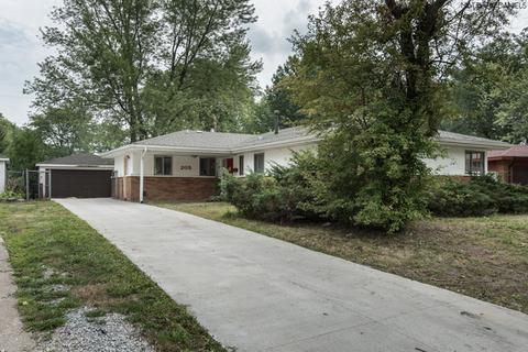 205 Lee St, Park Forest, IL 60466 photo 2