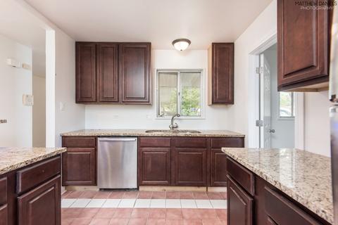 205 Lee St, Park Forest, IL 60466 photo 5