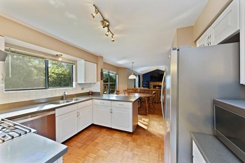 725 Chestnut Ct, Bartlett, IL 60103 photo 7