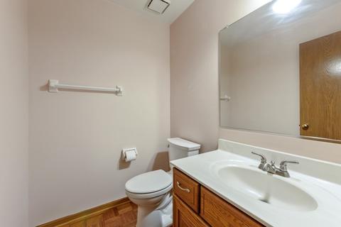 725 Chestnut Ct, Bartlett, IL 60103 photo 12
