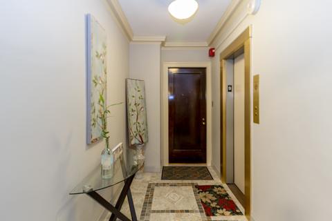 5555 S Everett Ave #C9, Chicago, IL 60637 photo 6
