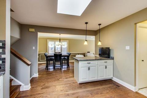7936 W 79th Pl, Bridgeview, IL 60455 photo 9