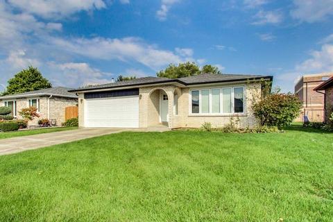 7936 W 79th Pl, Bridgeview, IL 60455 photo 1