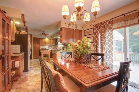 42 Maple Ct, Champaign, IL 61822 photo 24