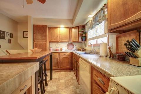 42 Maple Ct, Champaign, IL 61822 photo 11