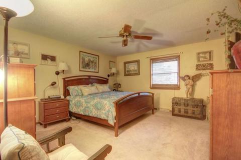 42 Maple Ct, Champaign, IL 61822 photo 17
