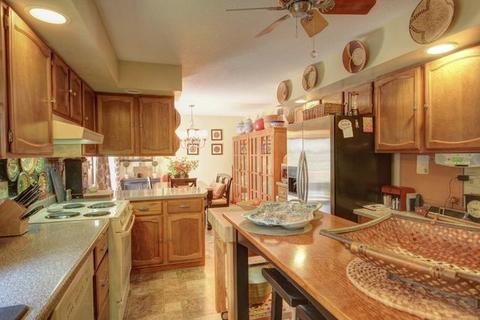 42 Maple Ct, Champaign, IL 61822 photo 14