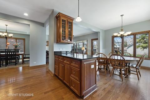 1952 Glenview Rd, Glenview, IL 60025 photo 6