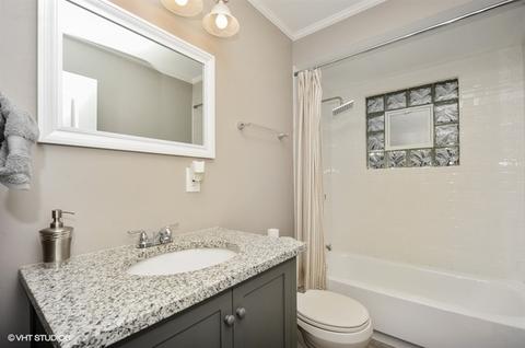 2003 E Tano Ln, Mount Prospect, IL 60056 photo 15