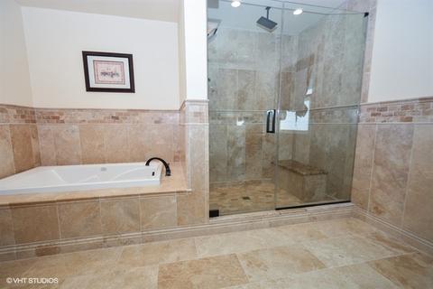 8024 Tennessee Ave, Willowbrook, IL 60527 photo 10